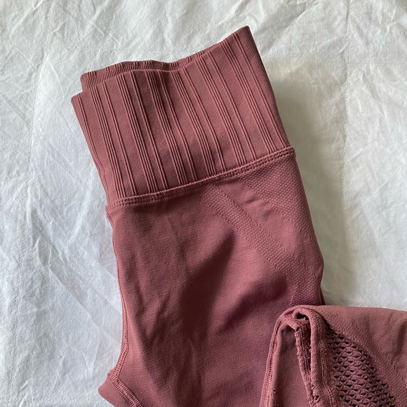 Athleta Pink Trophy Seamless 7/8 Tight - Picture 7 of 10